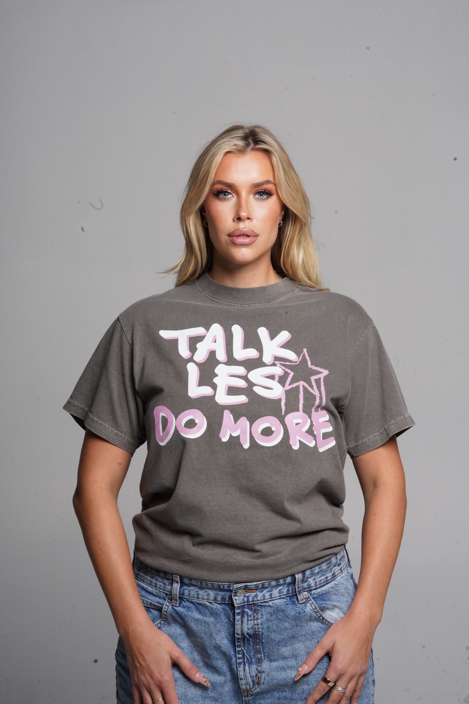 Les in the washed charcoal Talk Les. Do More. tee
